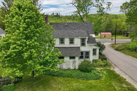 10 Mountain Road Tamworth NH 03883