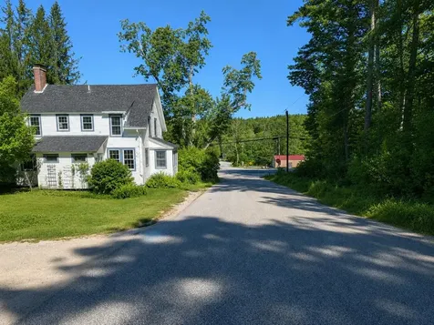 10 Mountain Road Tamworth NH 03883