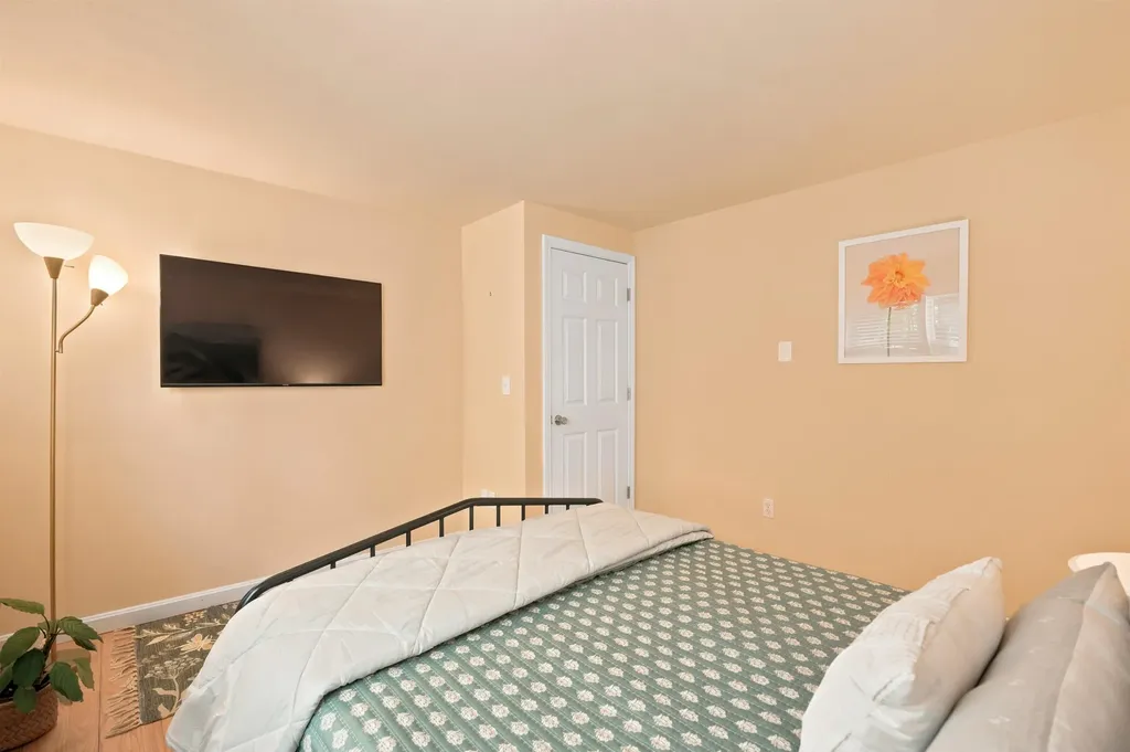 3 Millstream Lane Concord NH 03303
