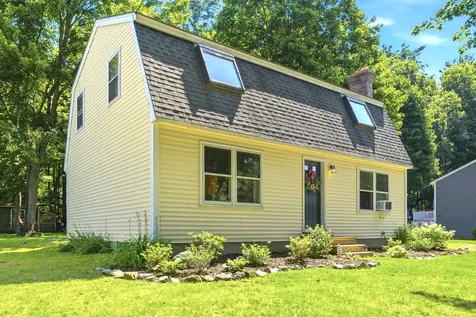 3 Millstream Lane Concord NH 03303