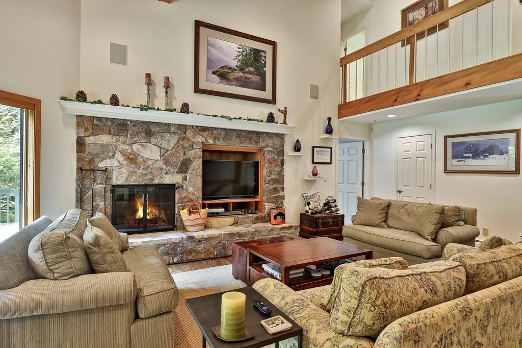 58 Knoll Drive Killington VT 05751