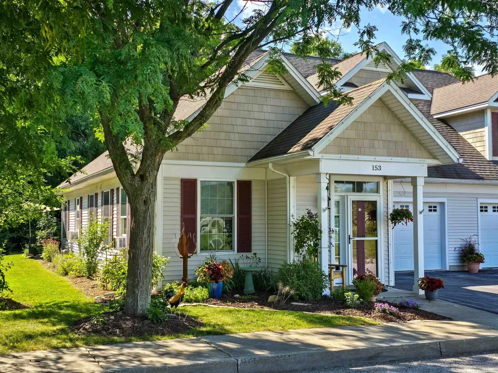 153 Garden Circle St. Albans Town VT 05478