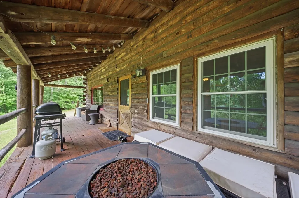 484 Scofield Mountain Road Winchester NH 03470