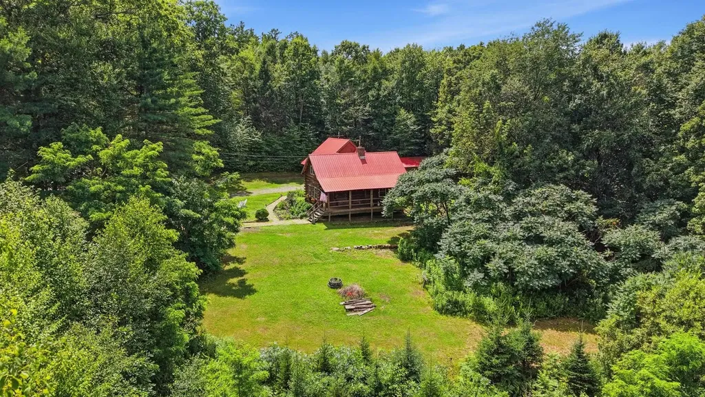 484 Scofield Mountain Road Winchester NH 03470