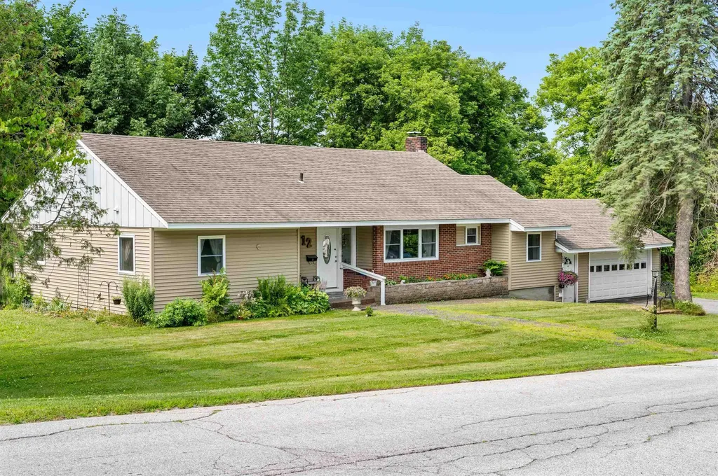 12 Veeder Avenue Barre City VT 05641