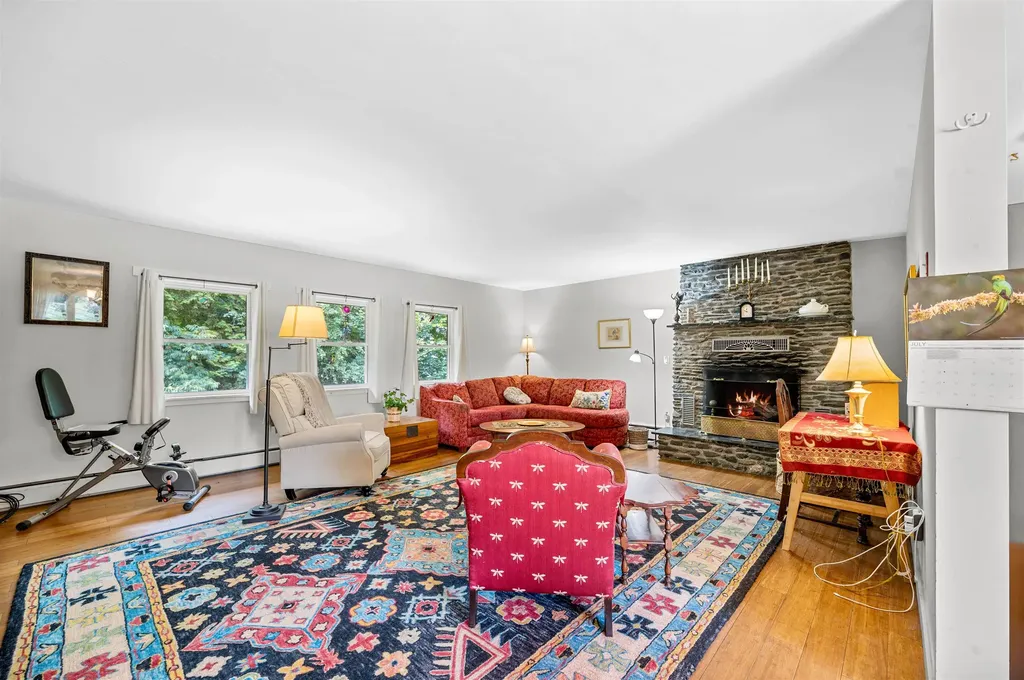 12 Veeder Avenue Barre City VT 05641