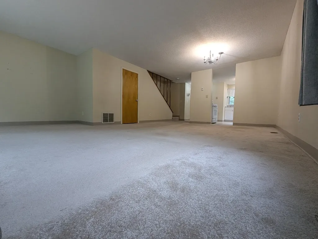 50 Merrimack Drive Merrimack NH 03054