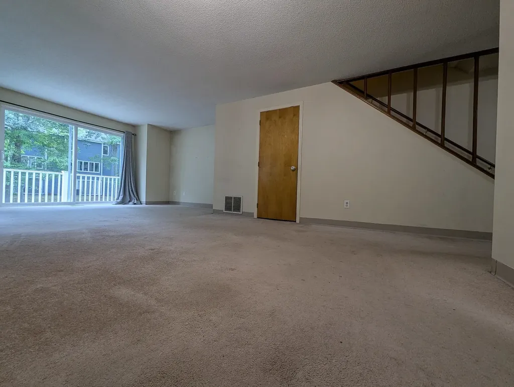 50 Merrimack Drive Merrimack NH 03054