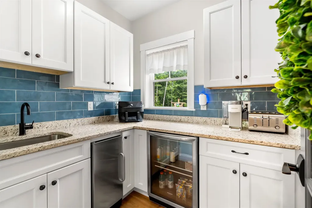 40 Province Road Strafford NH 03884