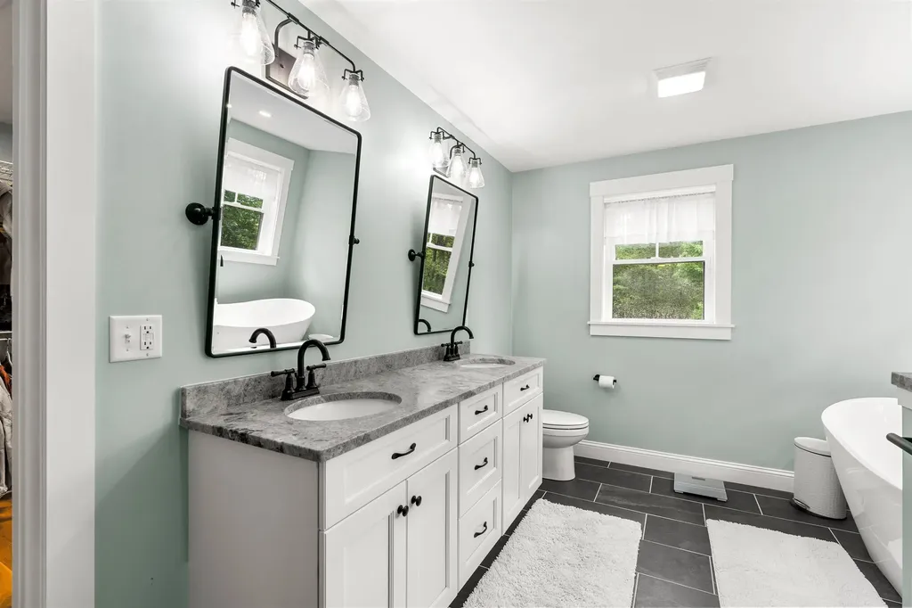 40 Province Road Strafford NH 03884