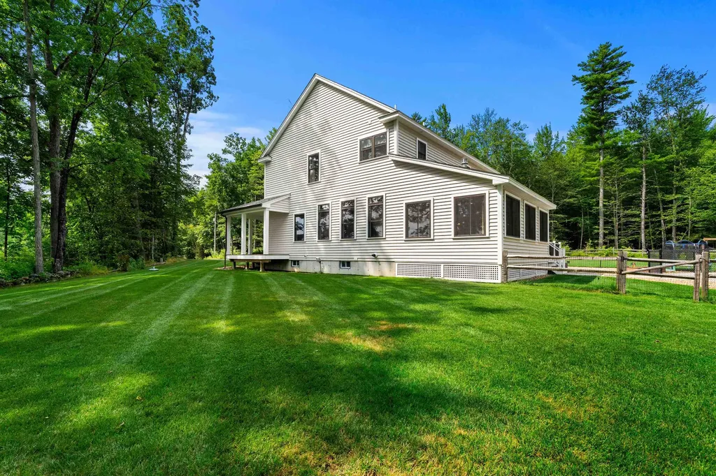 40 Province Road Strafford NH 03884