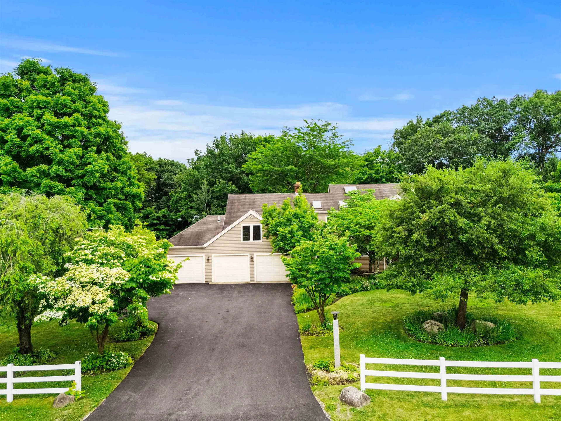 98 Dow Road Hollis NH 03049
