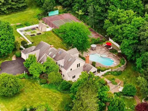 98 Dow Road Hollis NH 03049