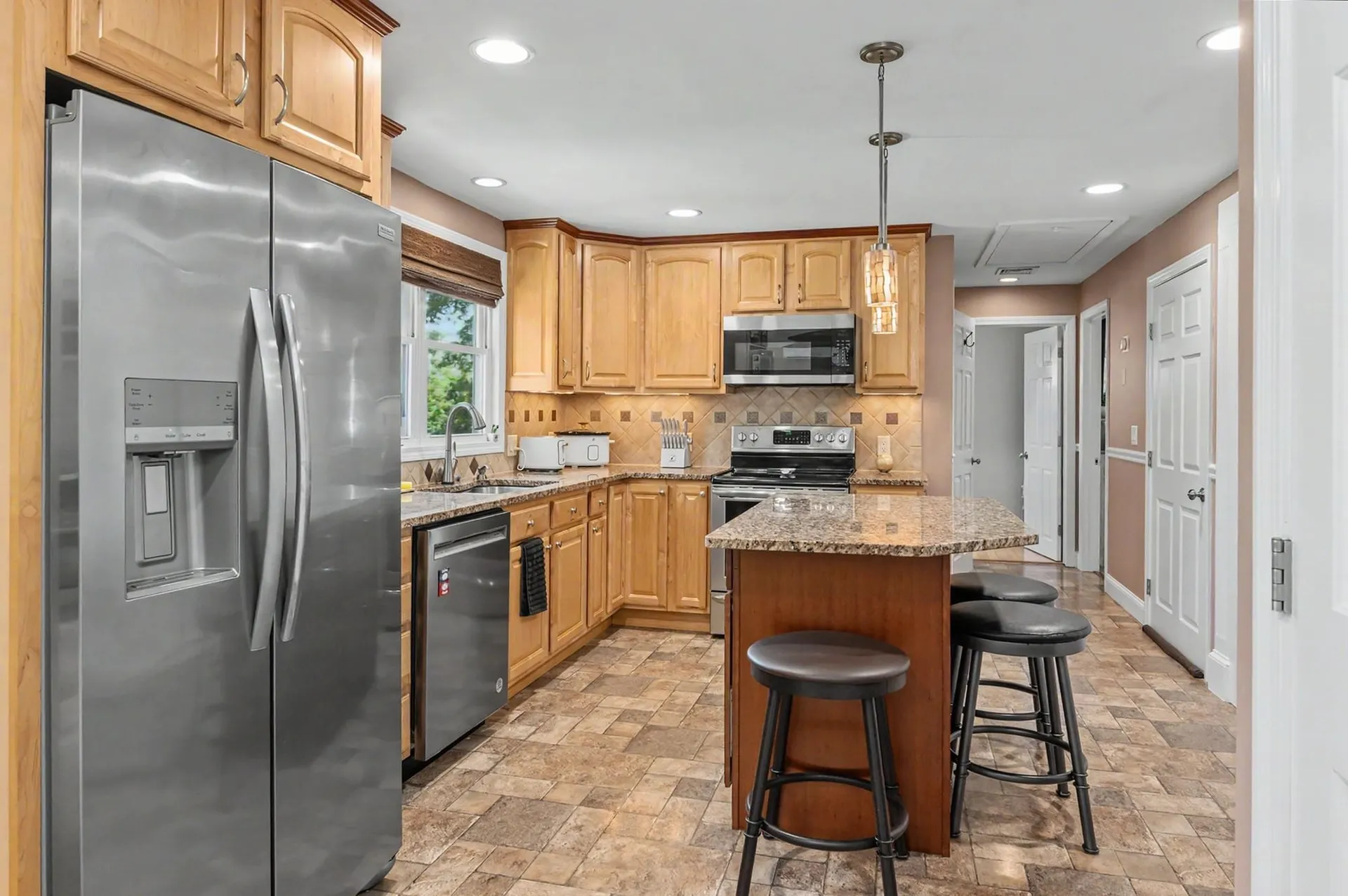 132 Barretts Hill Road Hudson NH 03061