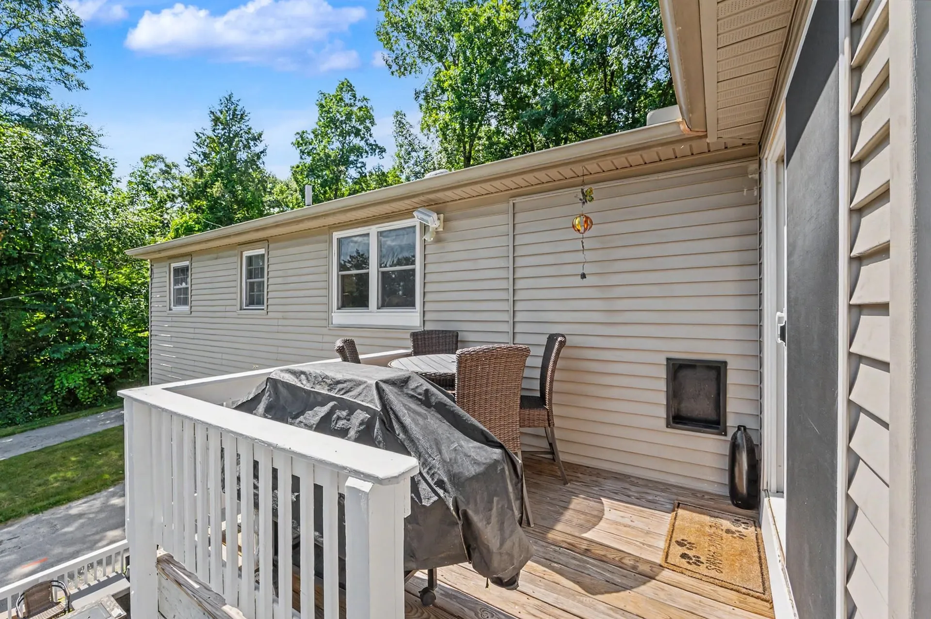 132 Barretts Hill Road Hudson NH 03061