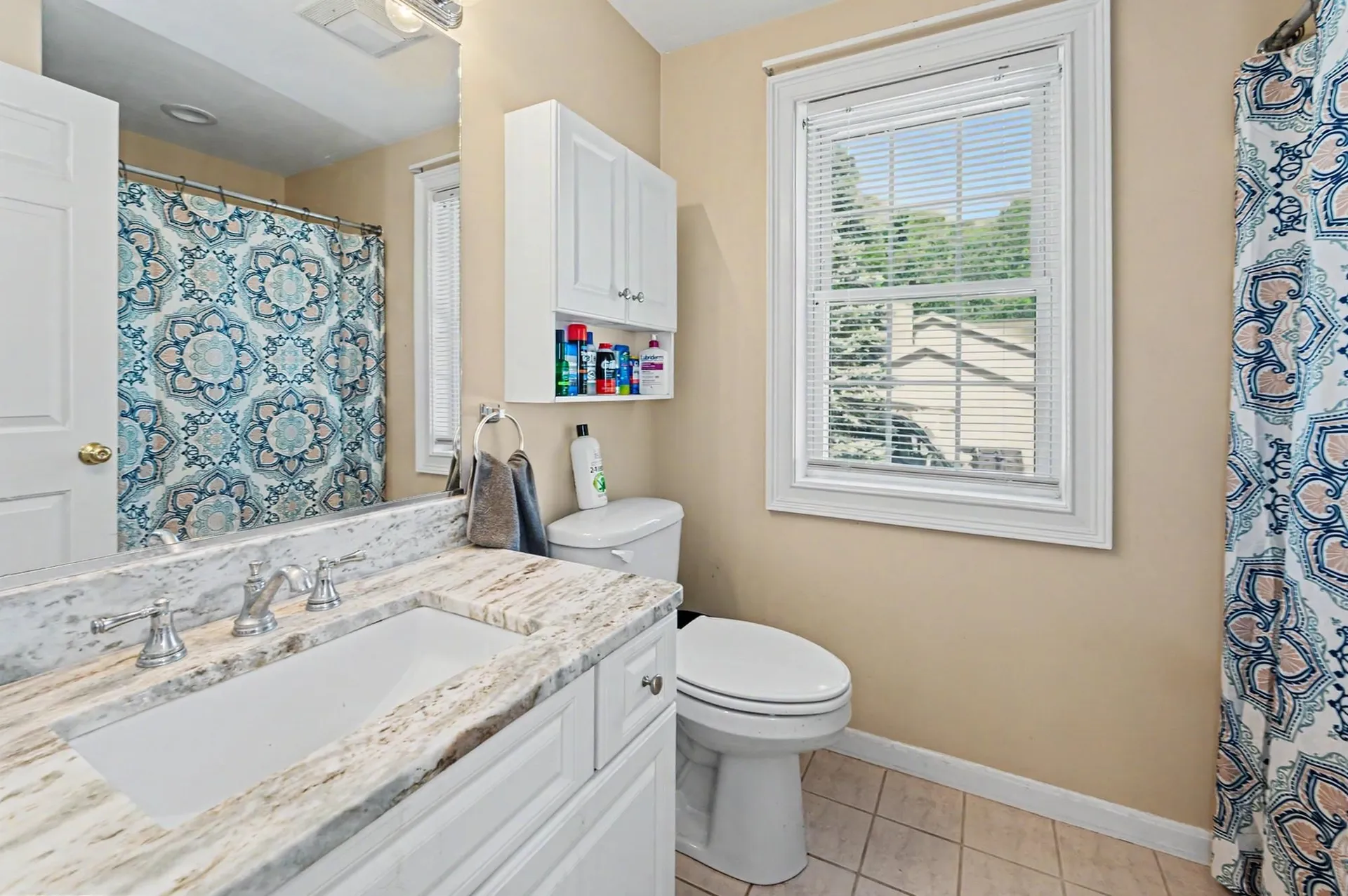 132 Barretts Hill Road Hudson NH 03061