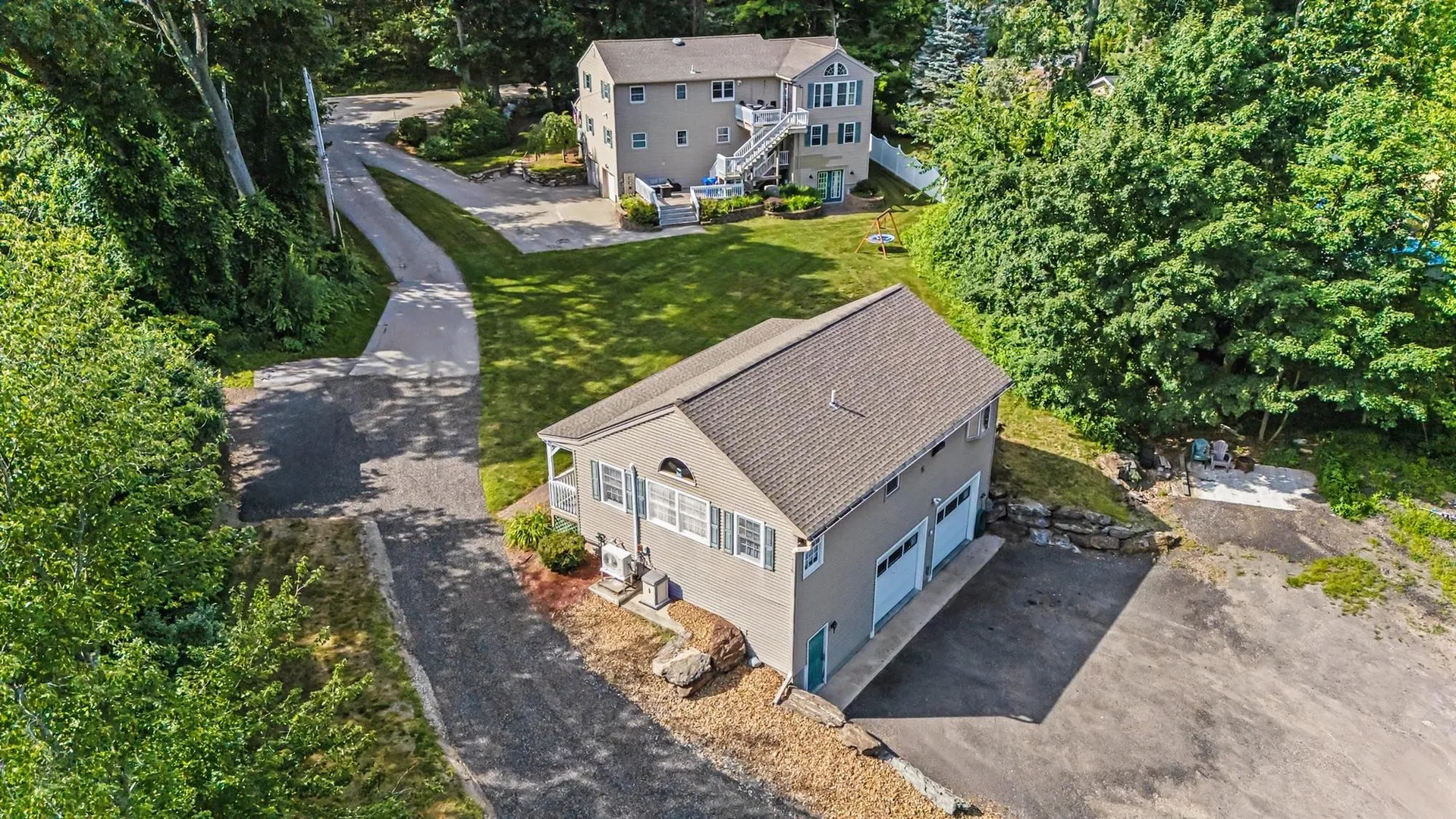 132 Barretts Hill Road Hudson NH 03061