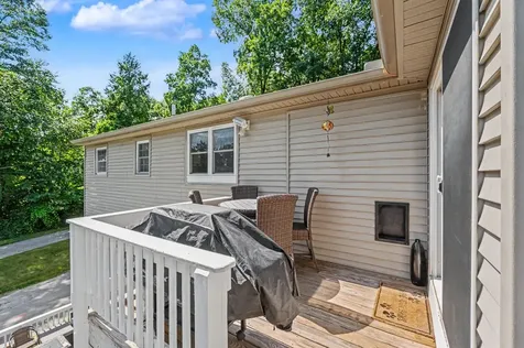 132 Barretts Hill Road Hudson NH 03061