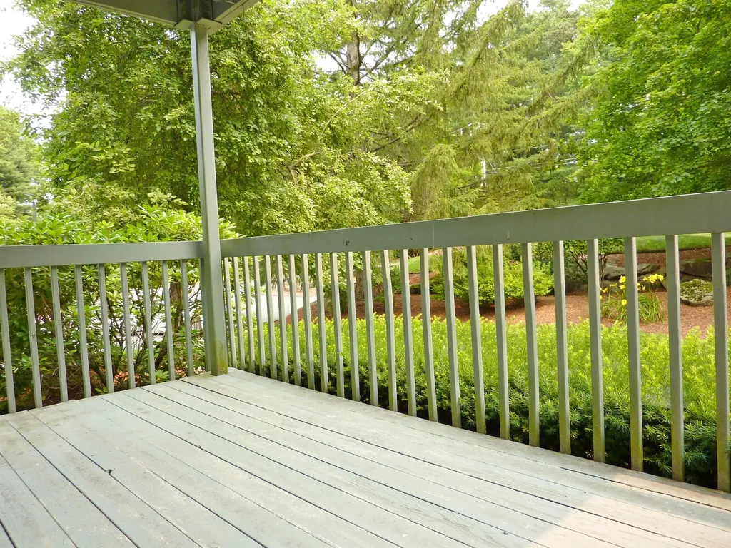 47 Dogwood Drive Nashua NH 03062
