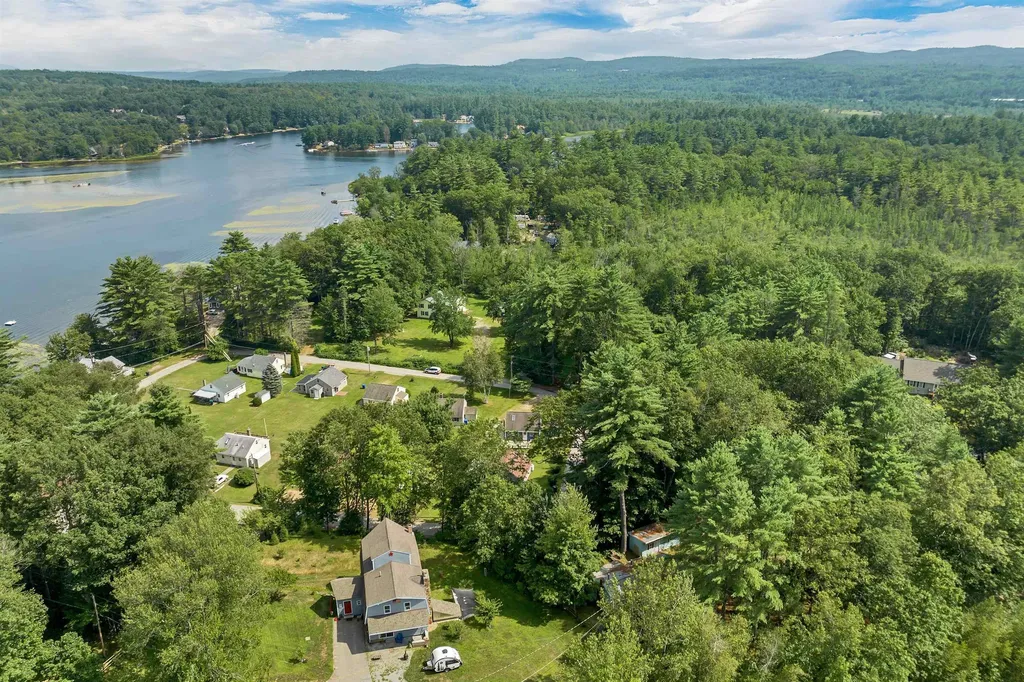 76 Noyes Road Tilton NH 03276