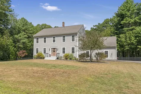 10 Partridge Drive Middleton NH 03887