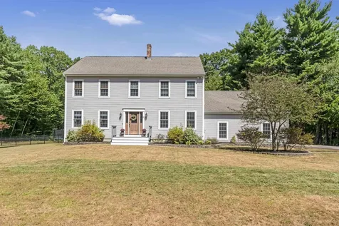 10 Partridge Drive Middleton NH 03887