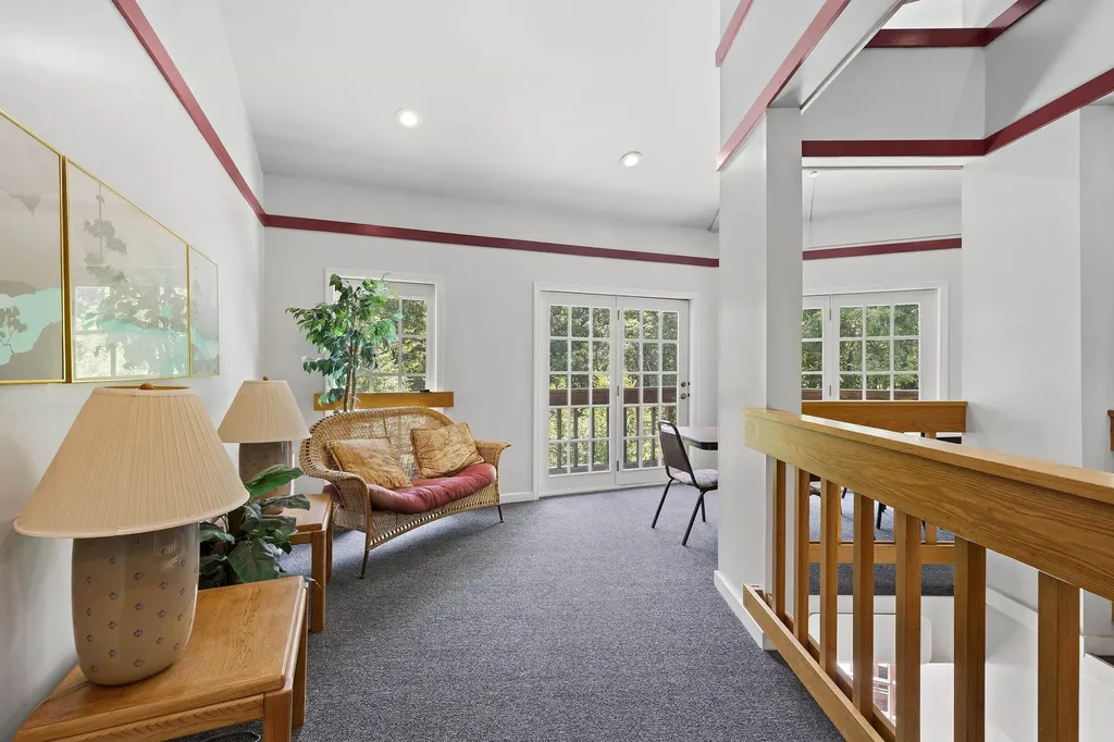 30 Wolf Road Lebanon NH 03766