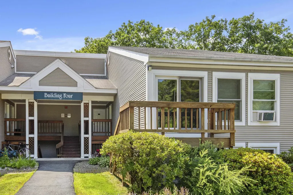 30 Wolf Road Lebanon NH 03766