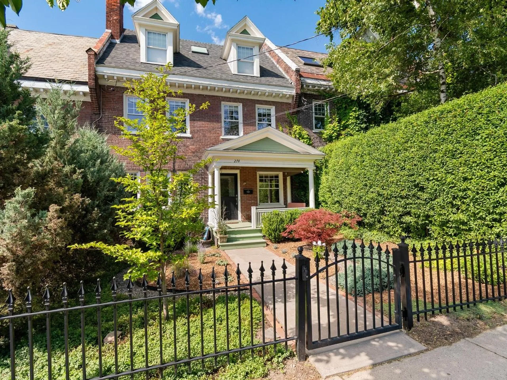 274 College Street Burlington VT 05401