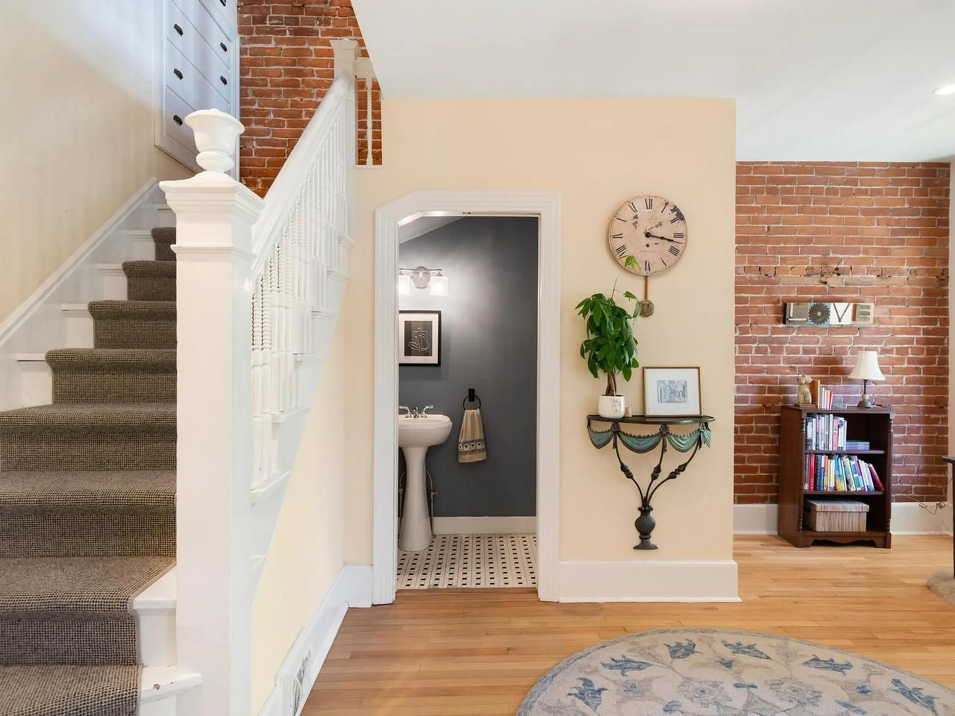 274 College Street Burlington VT 05401