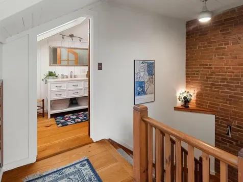 274 College Street Burlington VT 05401