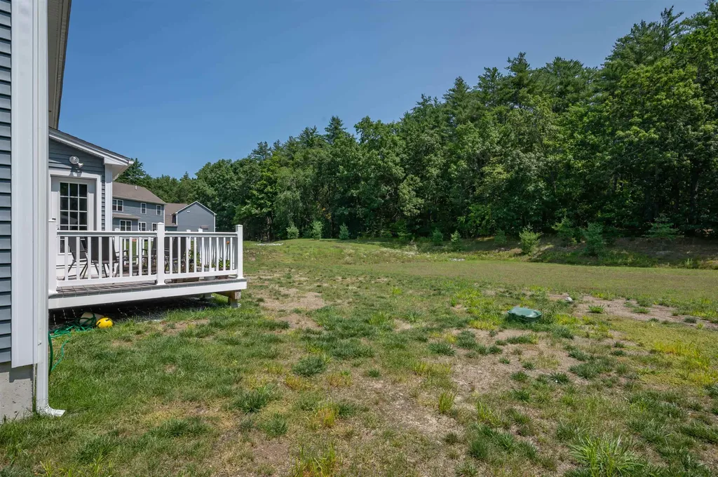 5 Pats Way Hollis NH 03049
