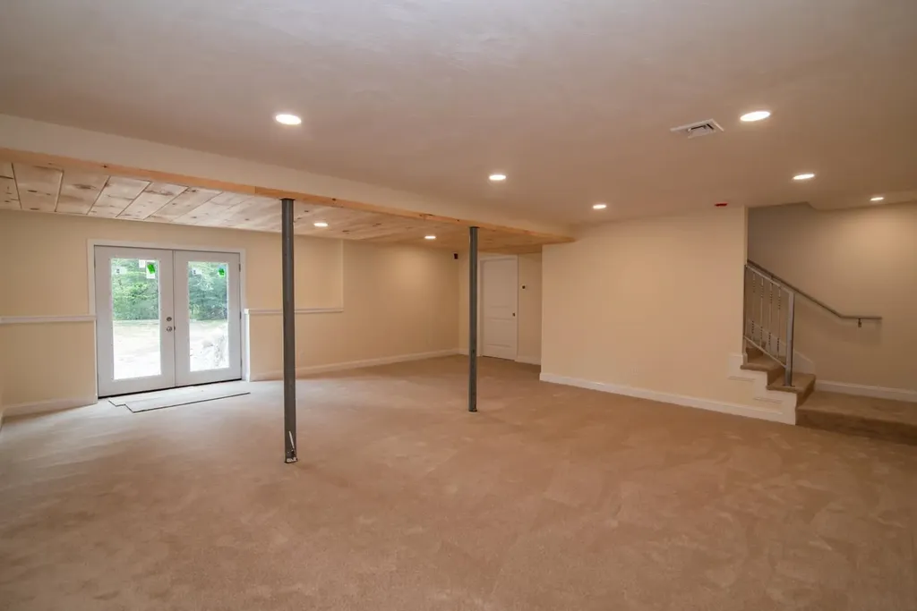 1 Tanya Lane Brentwood NH 03833
