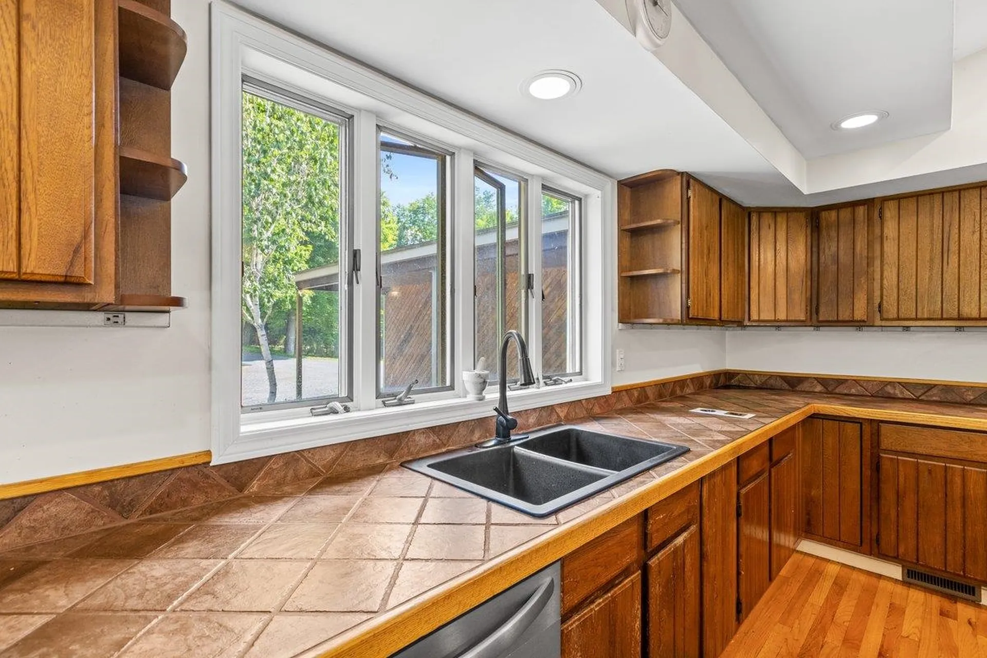 86 Raycrest Drive Randolph NH 03593