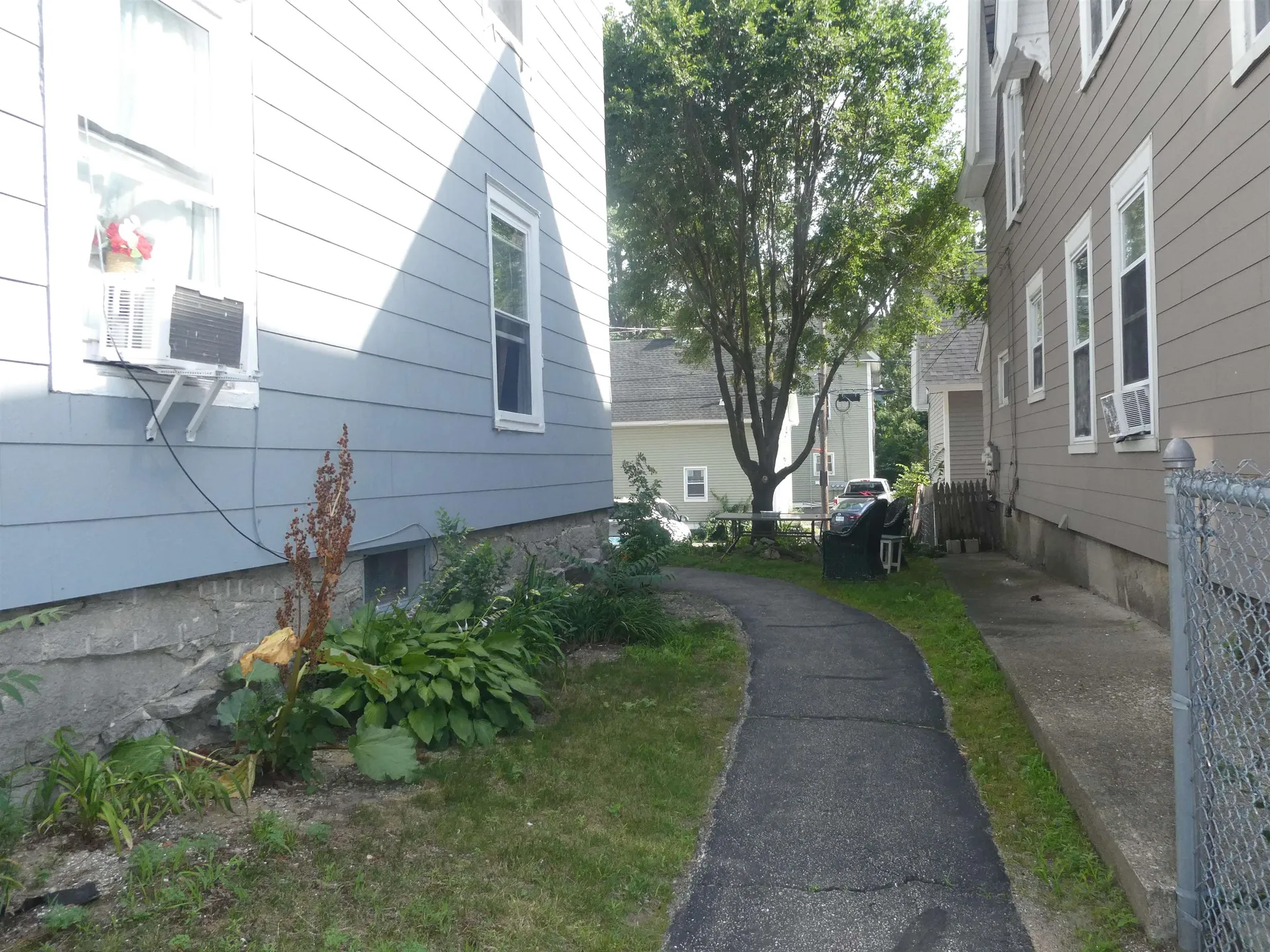 373 Lake Avenue Manchester NH 03103