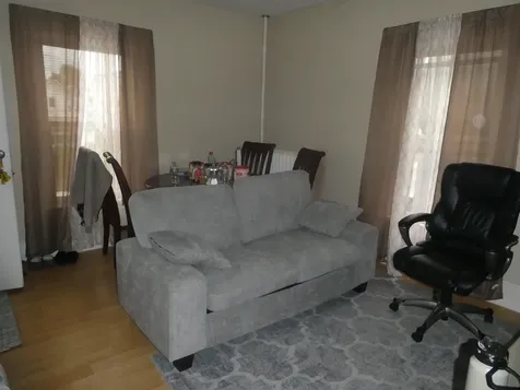 373 Lake Avenue Manchester NH 03103