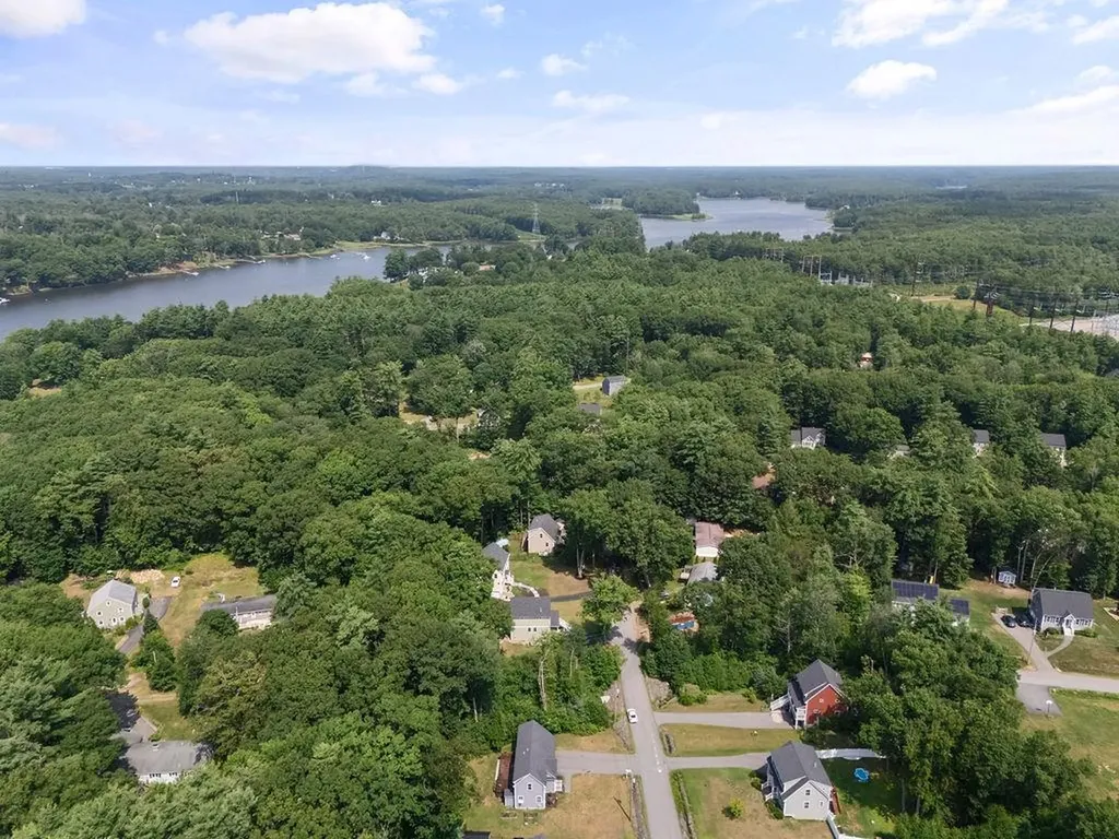 42 Dc Drive Eliot ME 03903