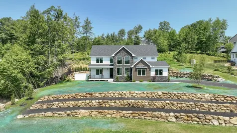 25 Indian Rock Road Bedford NH 03110