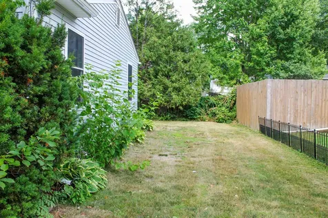 163 Pleasant Avenue Burlington VT 05401