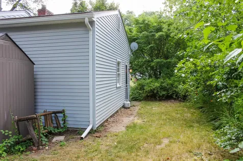 163 Pleasant Avenue Burlington VT 05401