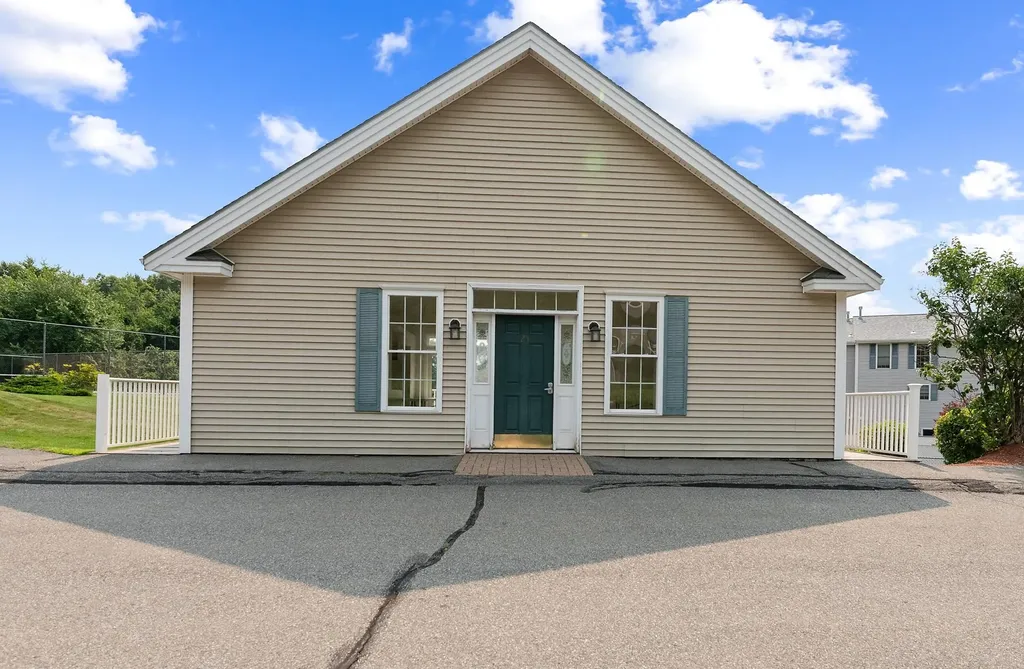 36 Georgetown Drive Nashua NH 03062