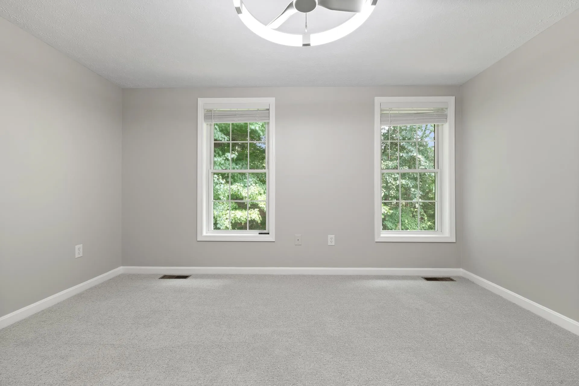 36 Georgetown Drive Nashua NH 03062