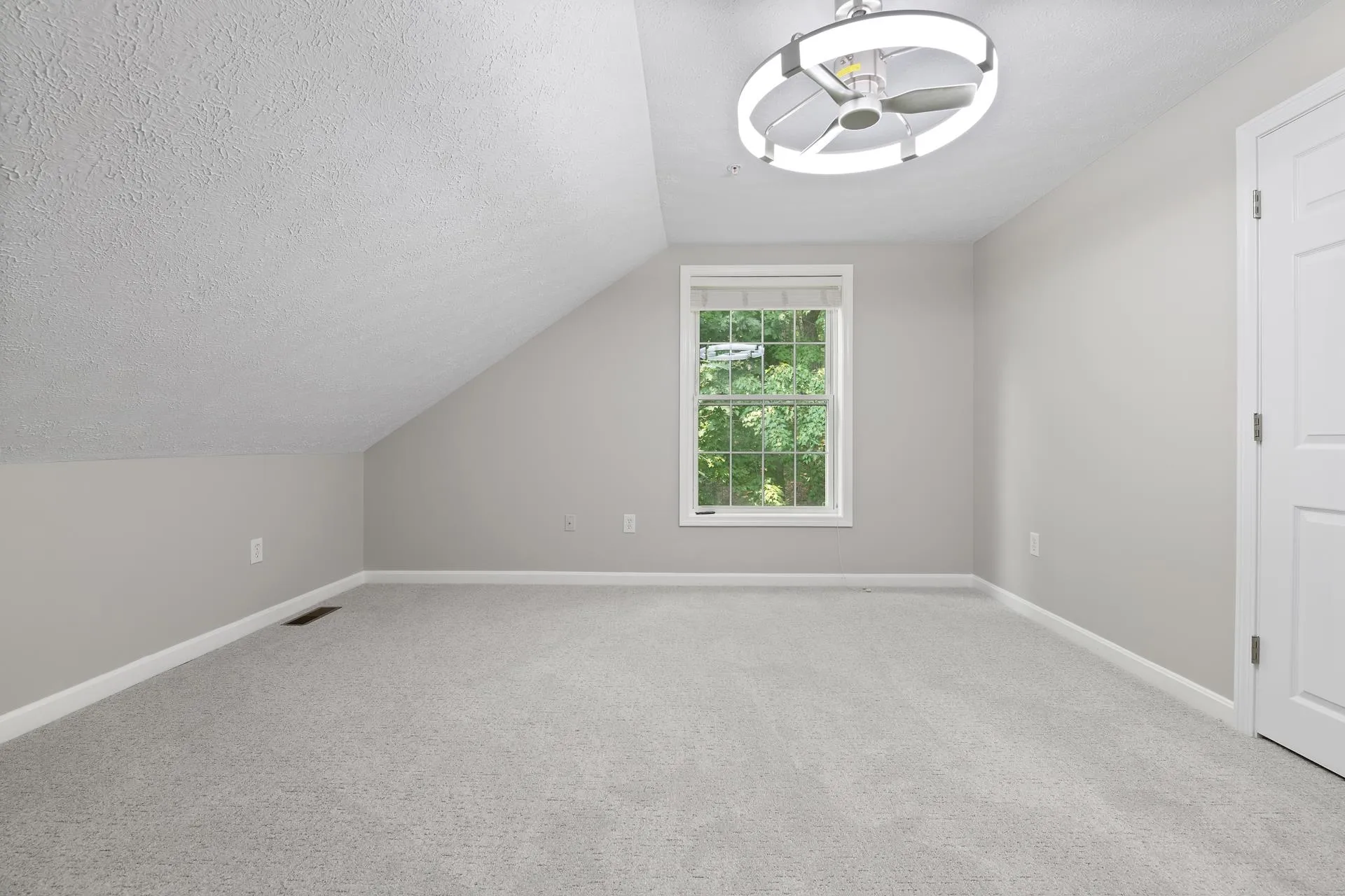 36 Georgetown Drive Nashua NH 03062
