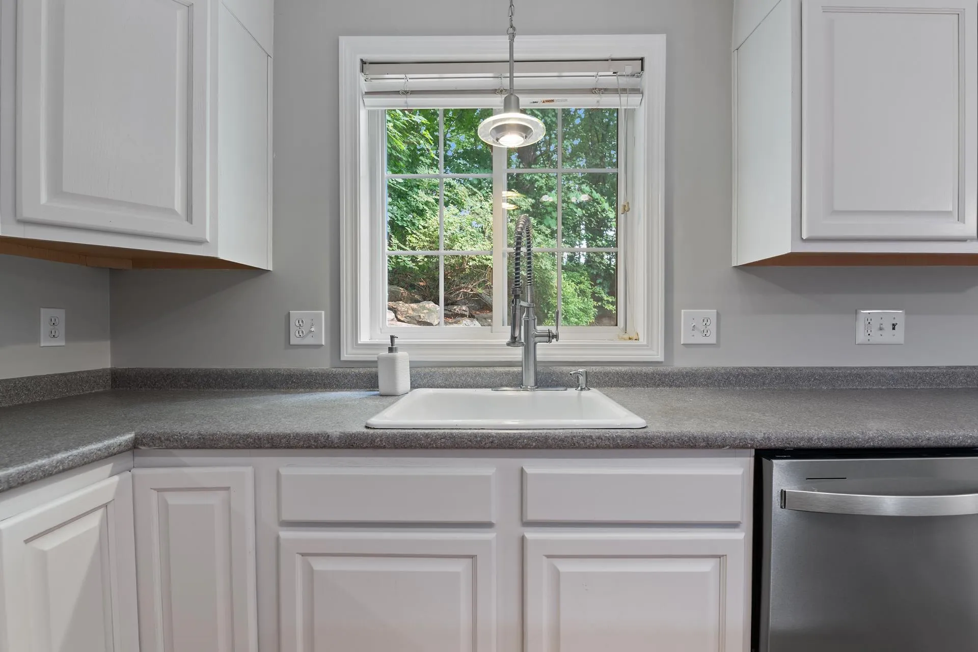36 Georgetown Drive Nashua NH 03062