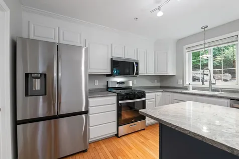 36 Georgetown Drive Nashua NH 03062