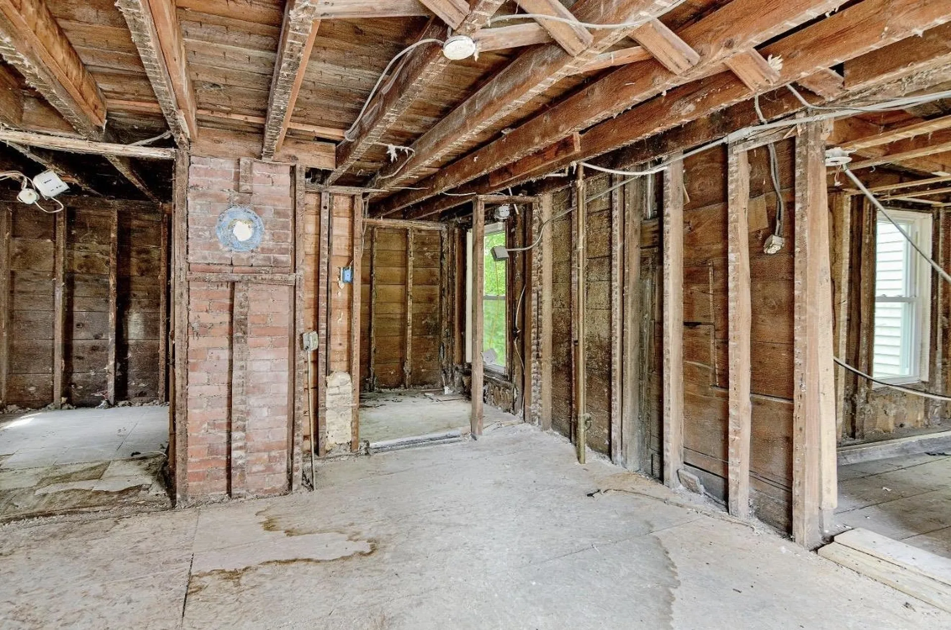44 Bridge Street Hillsborough NH 03244
