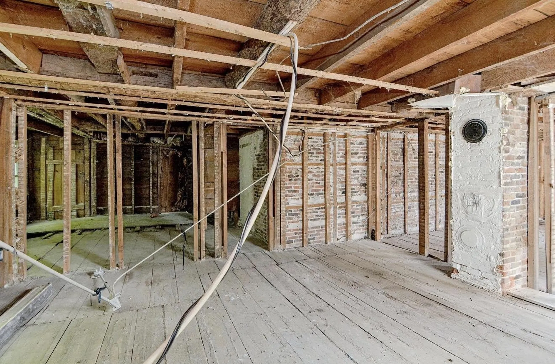 44 Bridge Street Hillsborough NH 03244