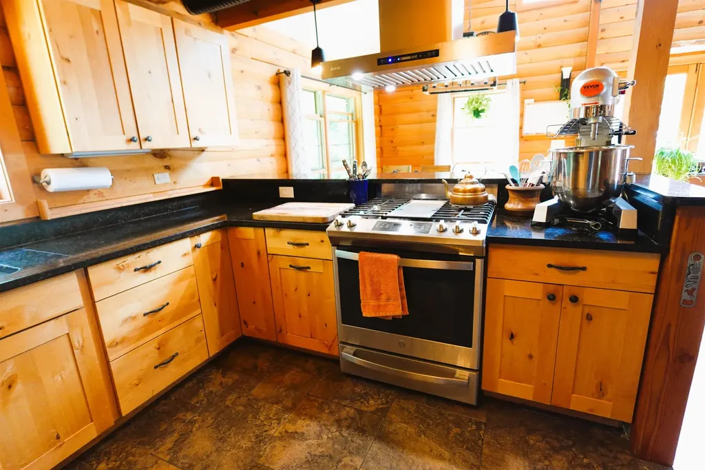 345 Breed Road Harrisville NH 03450