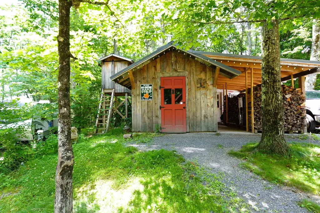 345 Breed Road Harrisville NH 03450