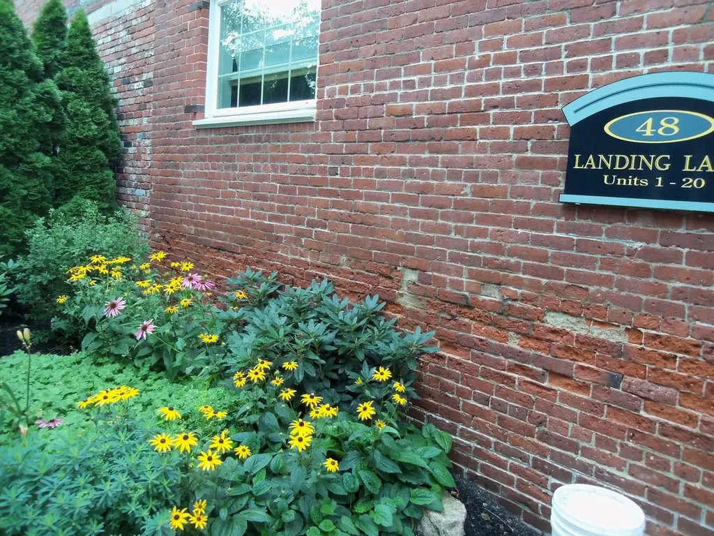 48 Landing Lane Laconia NH 03246
